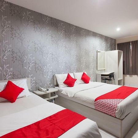 Super Oyo 1163 Hotel Pulai Ипох Экстерьер фото