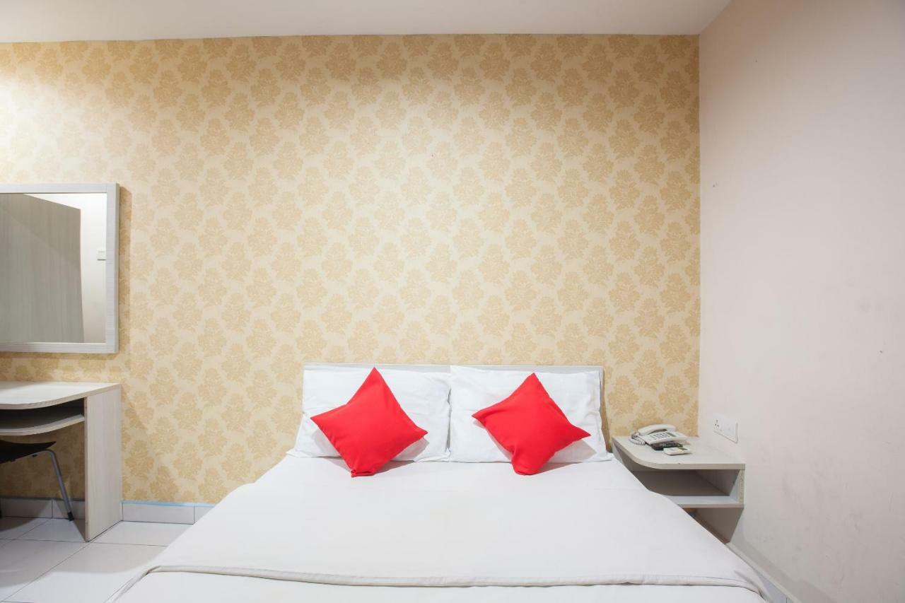 Super Oyo 1163 Hotel Pulai Ипох Экстерьер фото